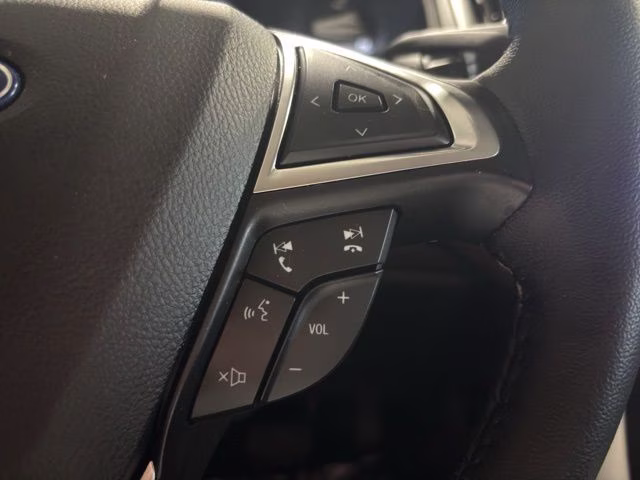 2024 Black Metallic Ford Edge SEL AWD SUV