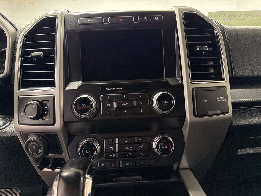 2020 Oxford White Ford F-150 Lariat 4X4 Truck