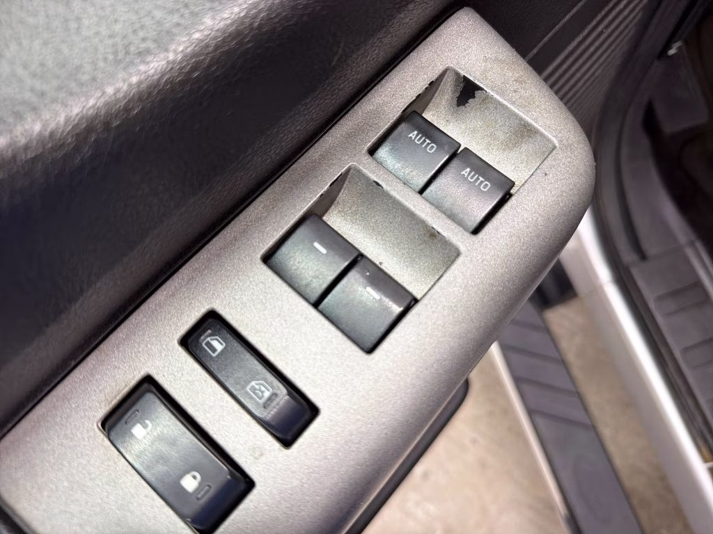 2016 Ingot Silver Metallic Ford Super Duty F-250 SRW Lariat 4X4 Truck