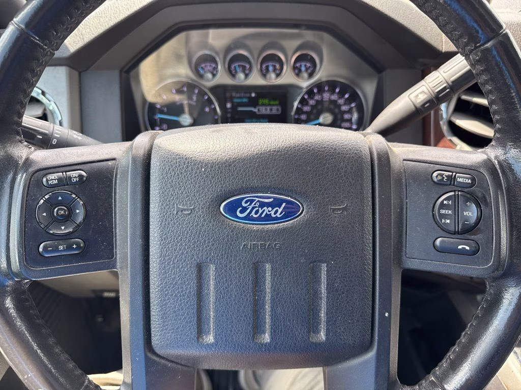 2016 Ingot Silver Metallic Ford Super Duty F-250 SRW Lariat 4X4 Truck