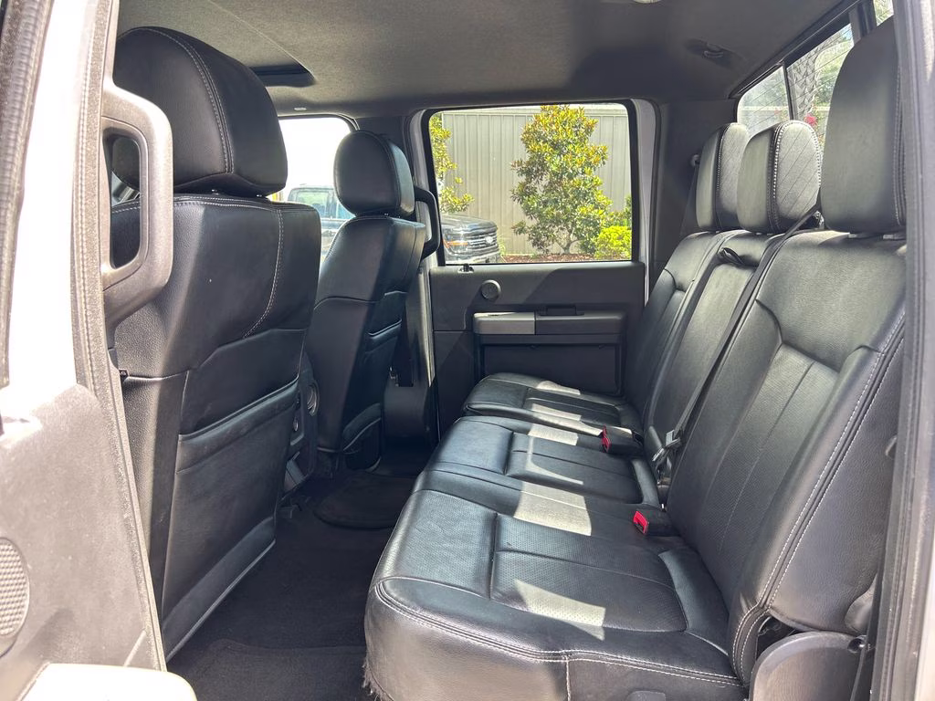 2016 Ingot Silver Metallic Ford Super Duty F-250 SRW Lariat 4X4 Truck