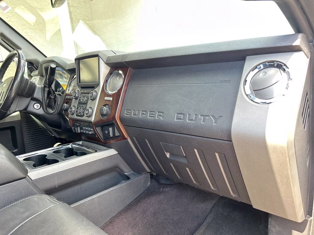 2016 Ingot Silver Metallic Ford Super Duty F-250 SRW Lariat 4X4 Truck