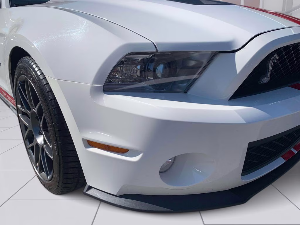 2011 Performance White Ford Mustang Shelby GT500 RWD Coupe