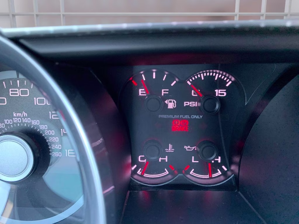 2011 Performance White Ford Mustang Shelby GT500 RWD Coupe