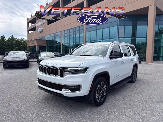 2023 Bright White Clearcoat Jeep Wagoneer 4X4 SUV