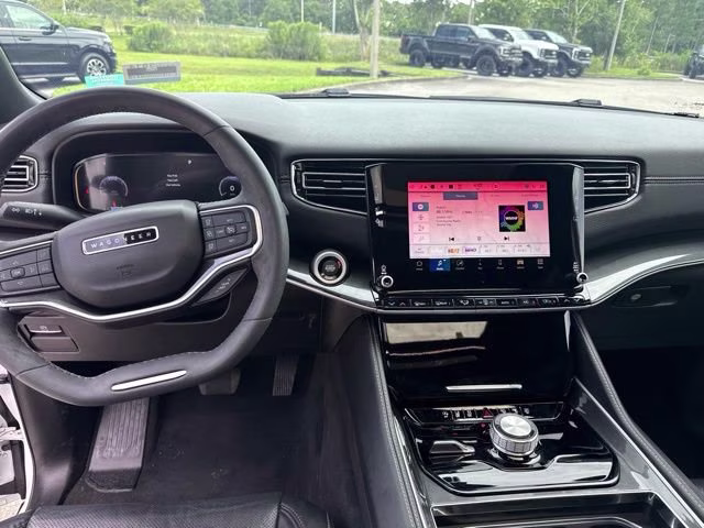 2023 Bright White Clearcoat Jeep Wagoneer 4X4 SUV