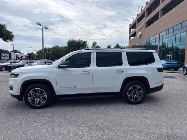 2023 Bright White Clearcoat Jeep Wagoneer 4X4 SUV