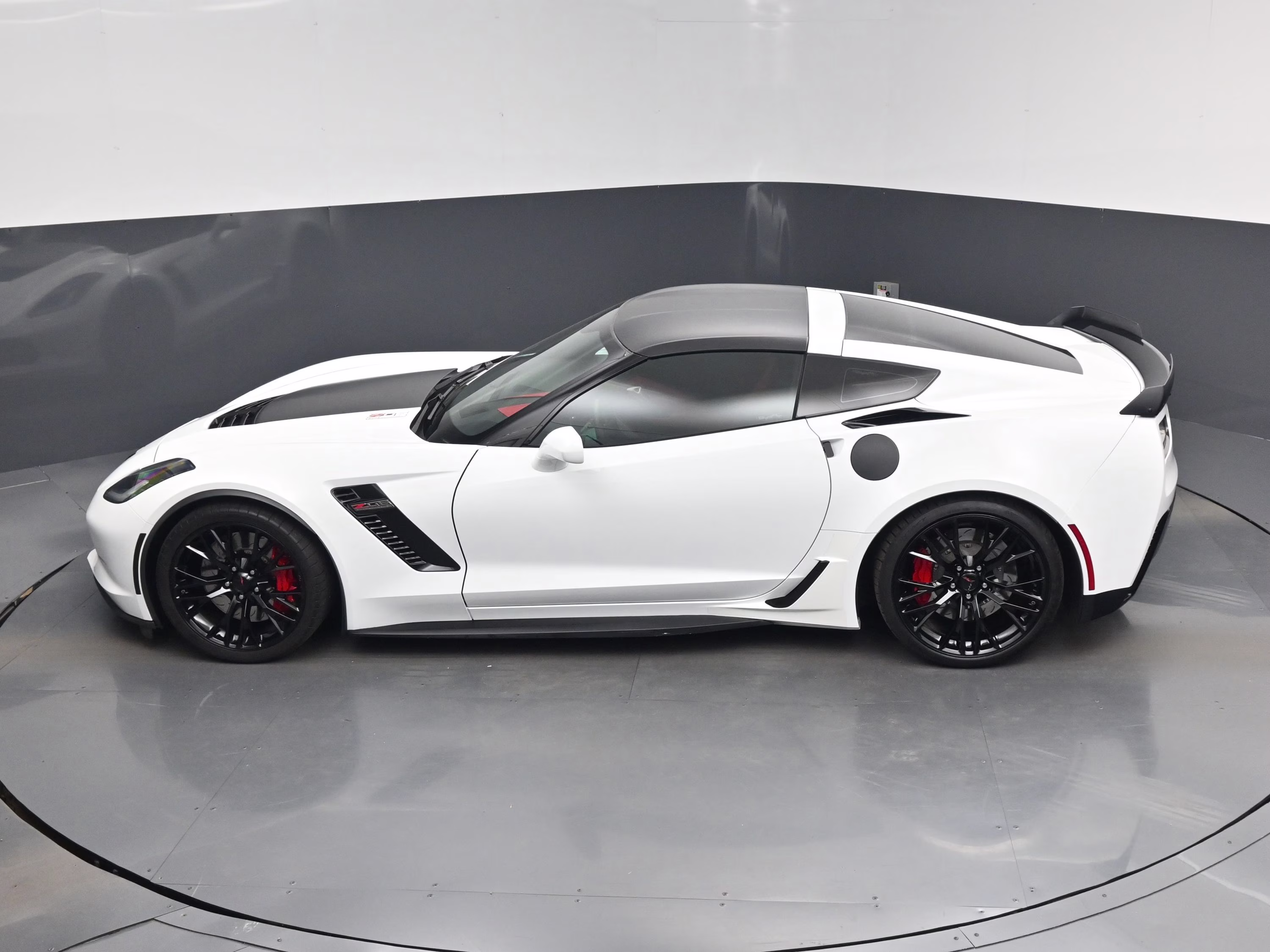 2016 Arctic White Chevrolet Corvette Z06 RWD Coupe