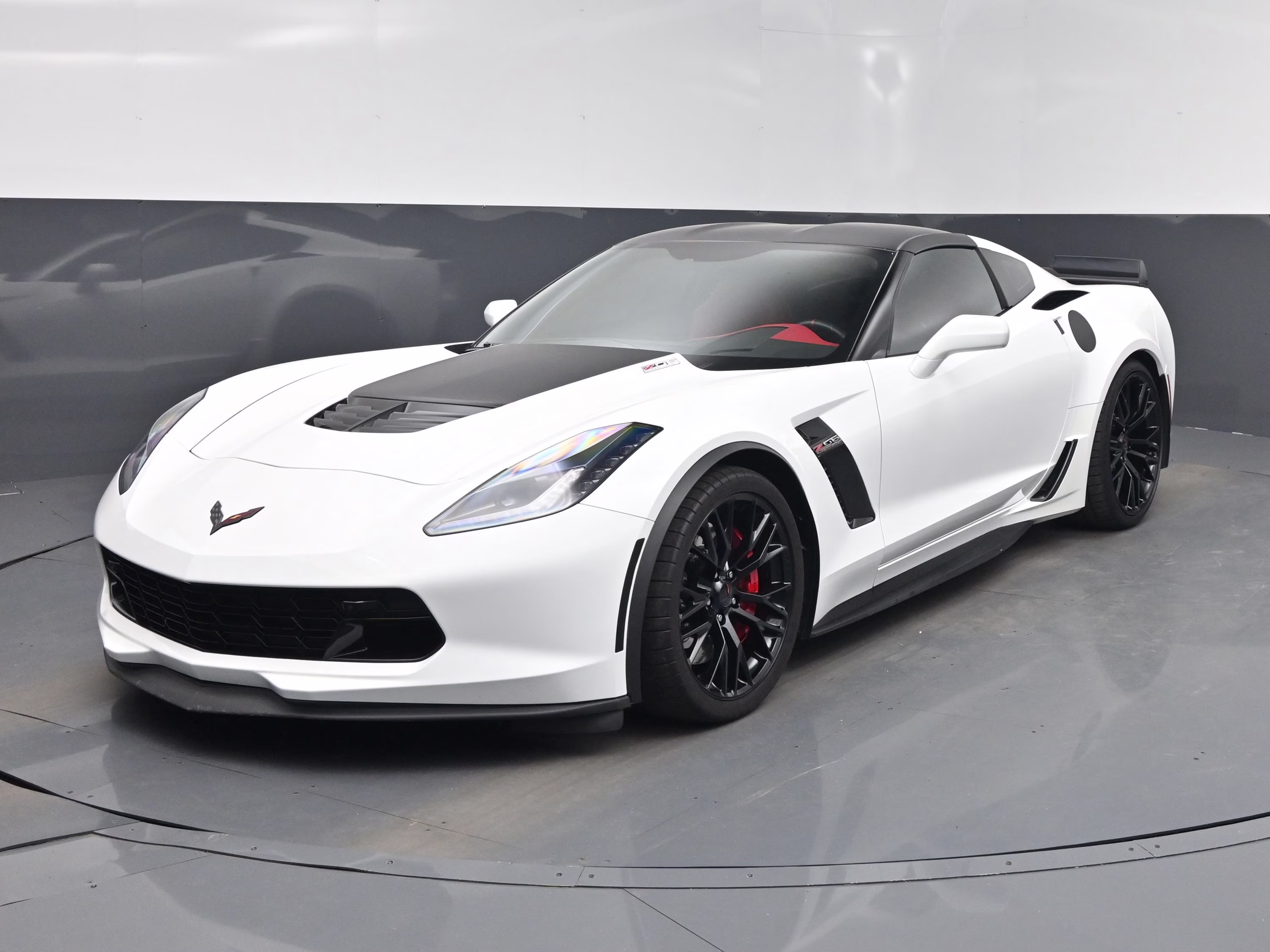 2016 Arctic White Chevrolet Corvette Z06 RWD Coupe