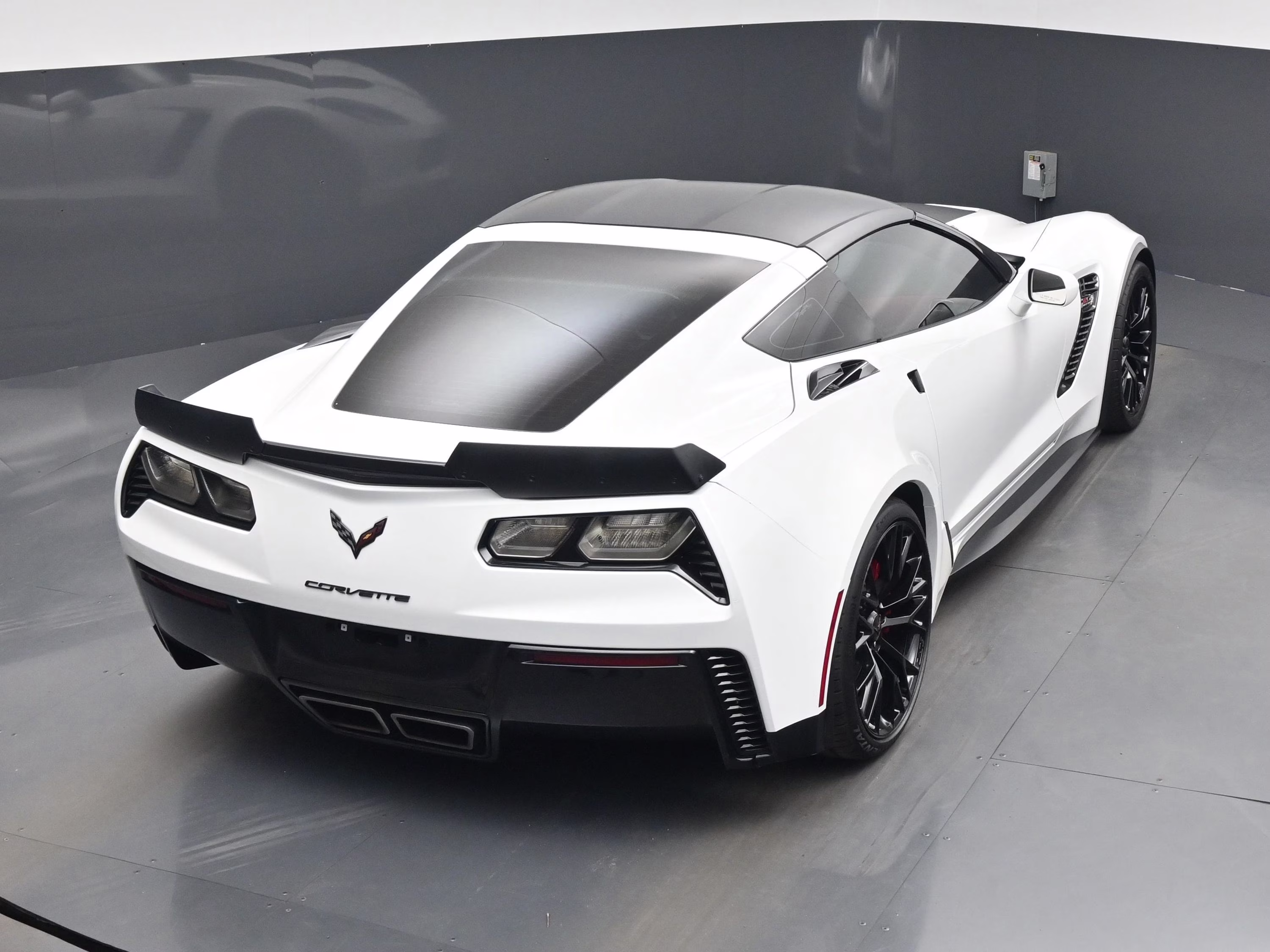 2016 Arctic White Chevrolet Corvette Z06 RWD Coupe