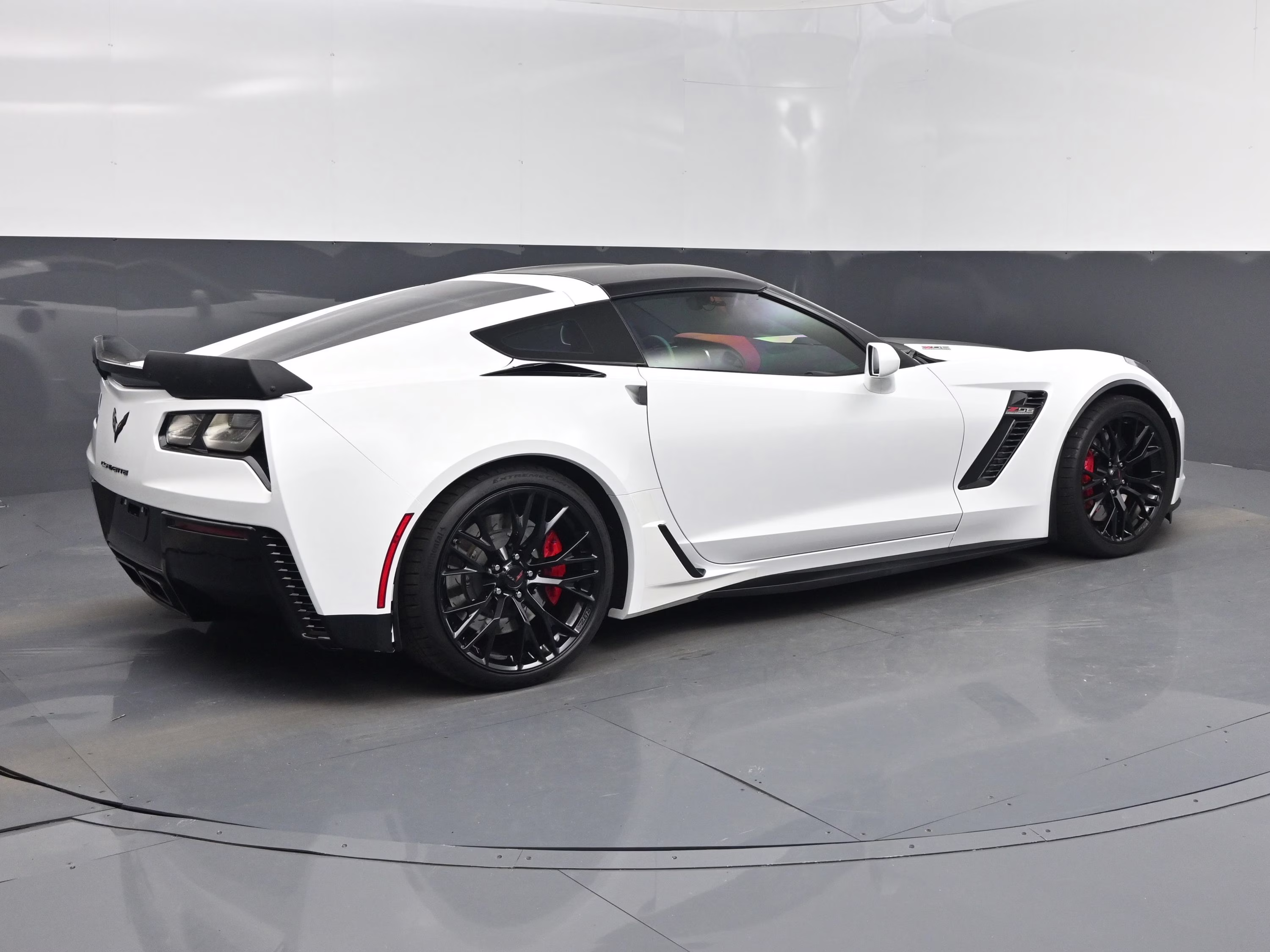 2016 Arctic White Chevrolet Corvette Z06 RWD Coupe