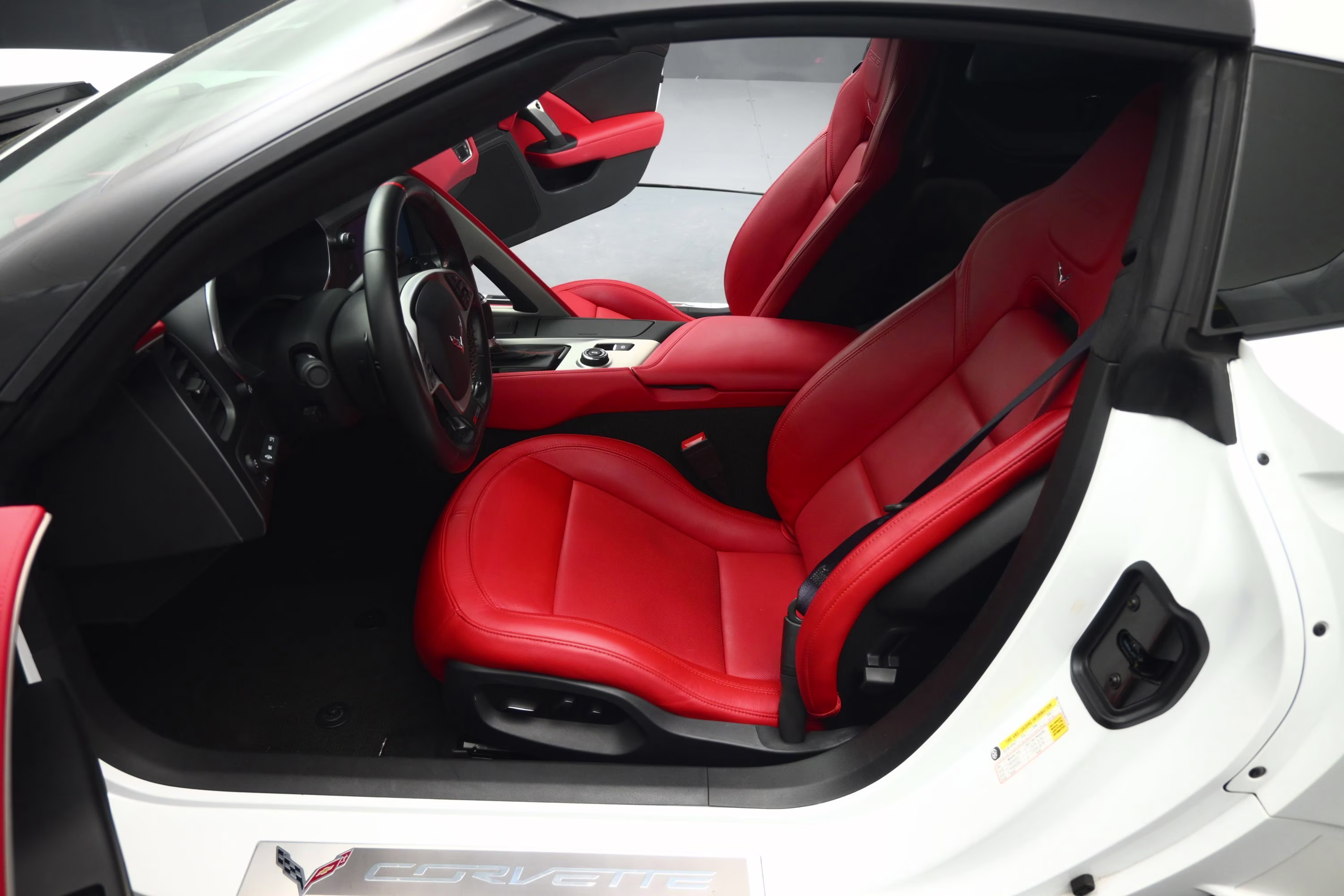2016 Arctic White Chevrolet Corvette Z06 RWD Coupe