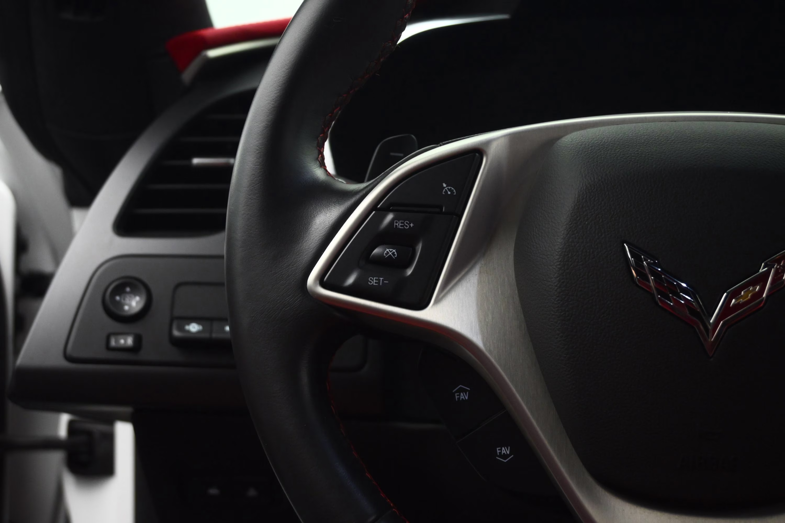 2016 Arctic White Chevrolet Corvette Z06 RWD Coupe