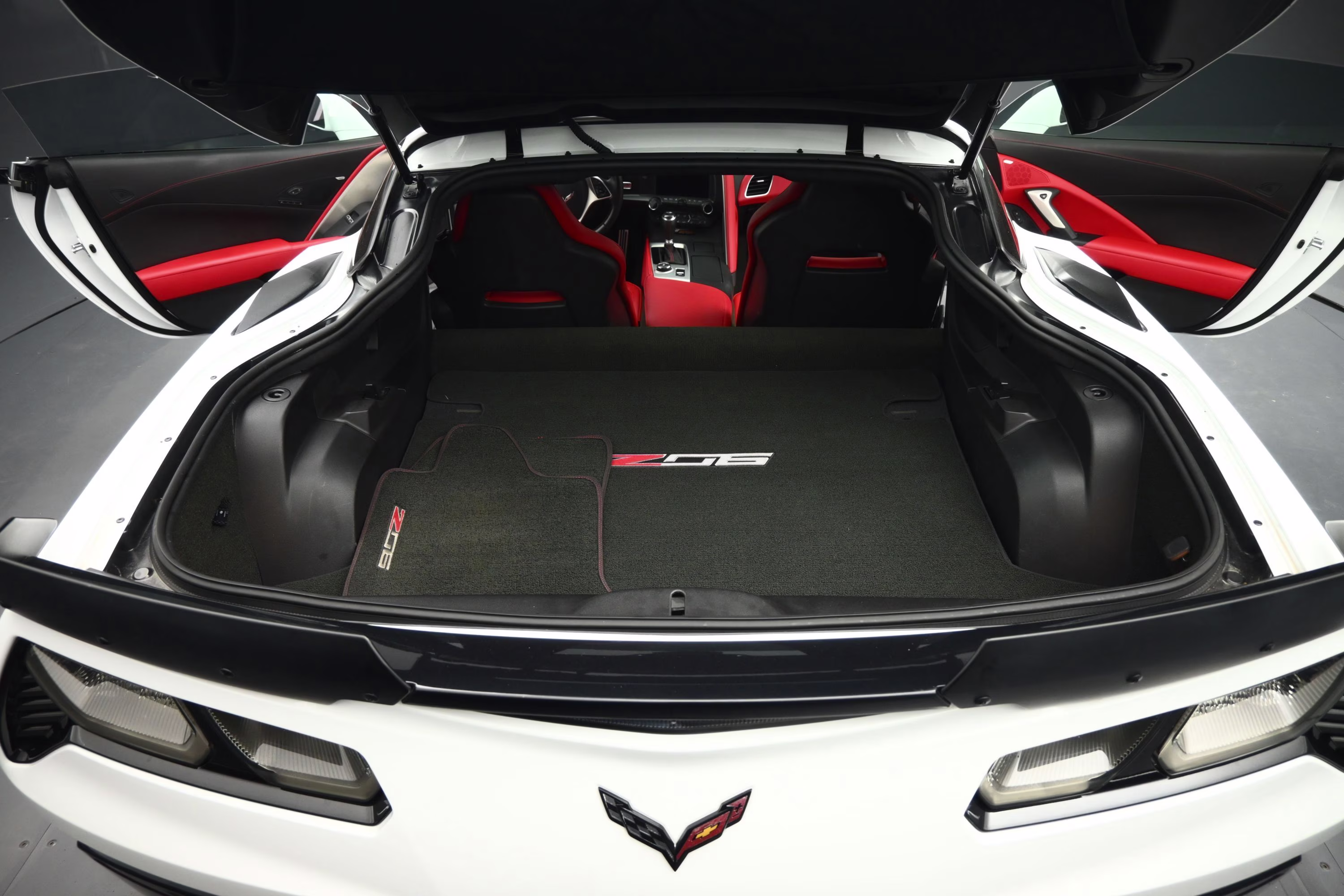 2016 Arctic White Chevrolet Corvette Z06 RWD Coupe