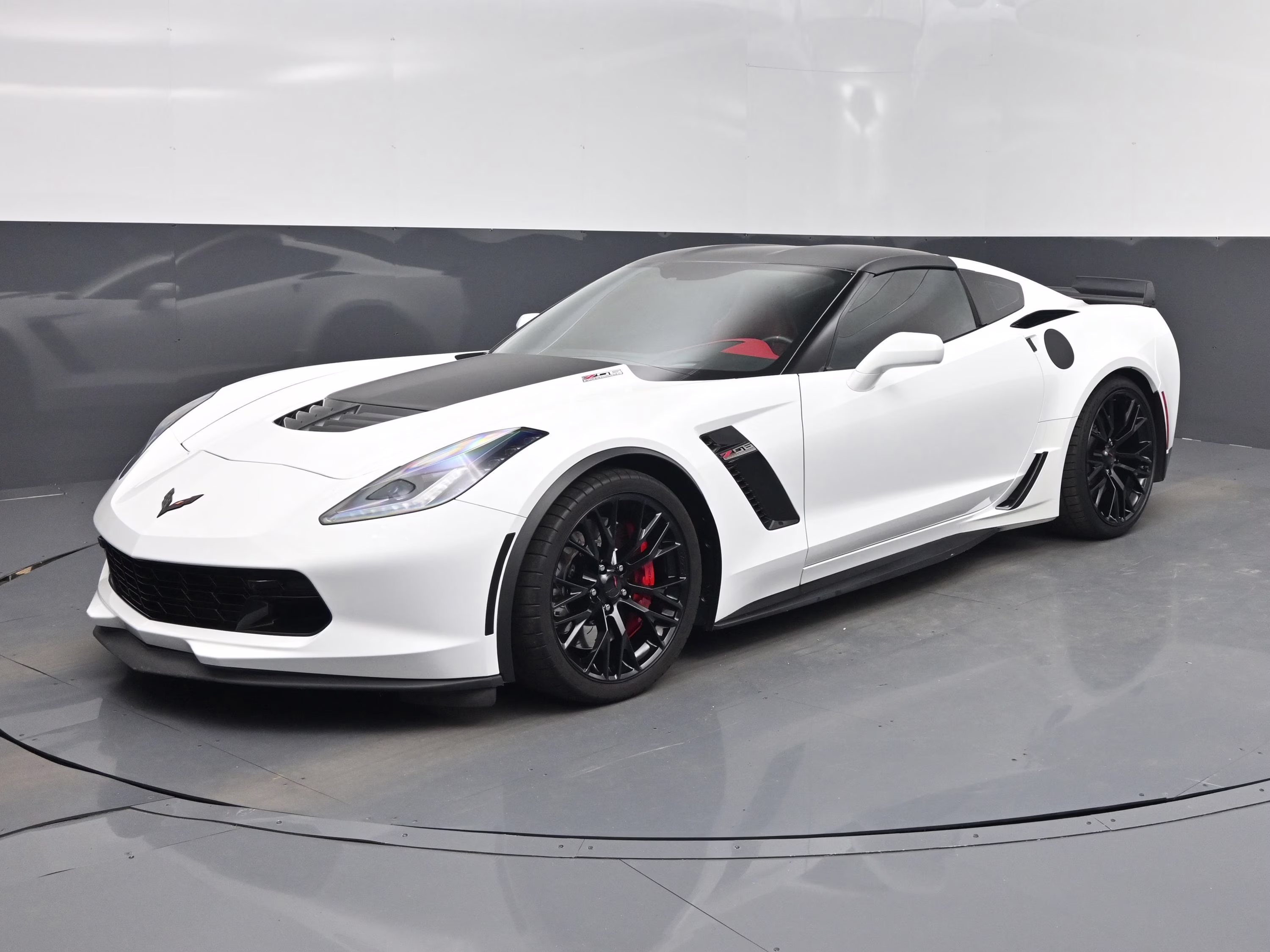 2016 Arctic White Chevrolet Corvette Z06 RWD Coupe