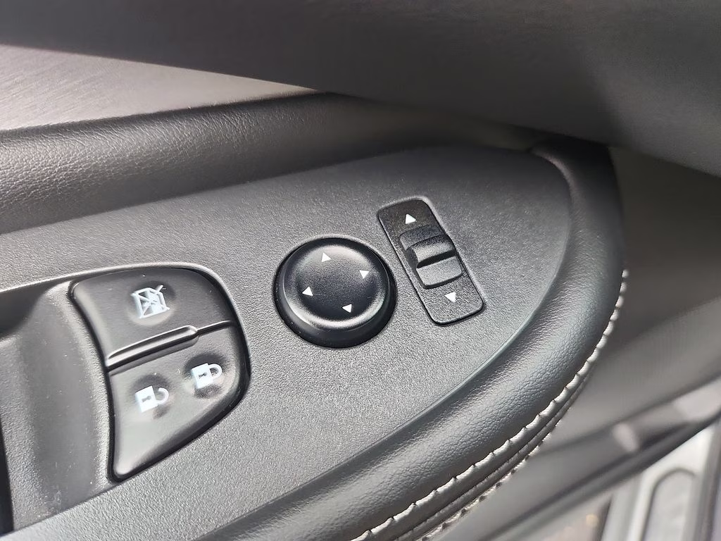2020 Brilliant Silver Metallic Nissan Murano S AWD SUV