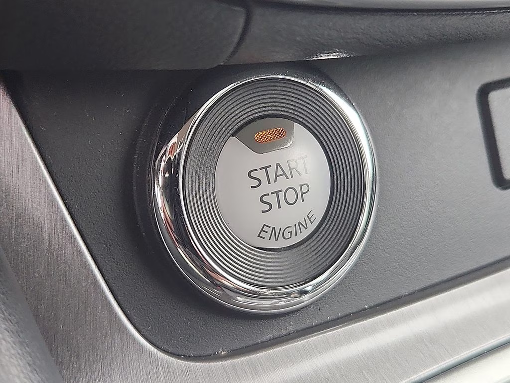 2020 Brilliant Silver Metallic Nissan Murano S AWD SUV