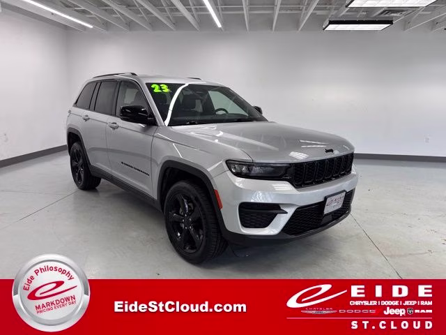 2023 Silver Zynith Jeep Grand Cherokee Altitude X 4X4 SUV