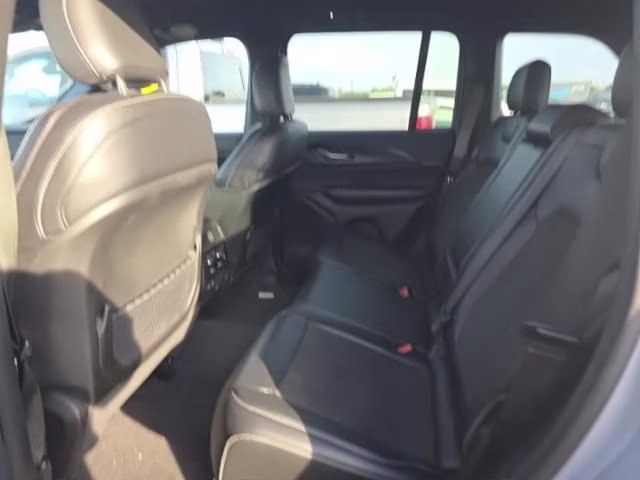 2023 Silver Zynith Jeep Grand Cherokee Altitude X 4X4 SUV