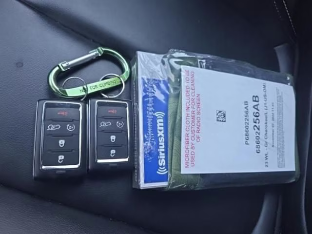 2023 Bright White Clearcoat Jeep Grand Cherokee Limited 4X4 SUV