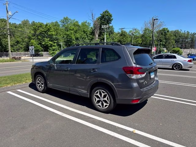 2023 Magnetite Gray Metallic Subaru Forester Premium AWD SUV