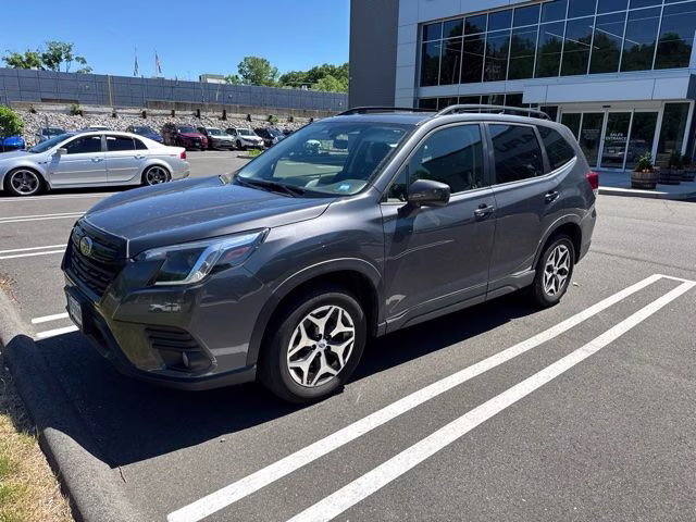2023 Magnetite Gray Metallic Subaru Forester Premium AWD SUV
