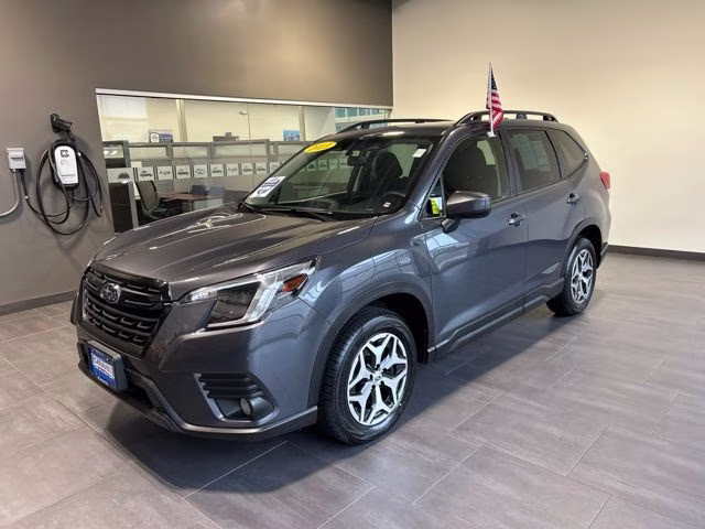 2023 Magnetite Gray Metallic Subaru Forester Premium AWD SUV