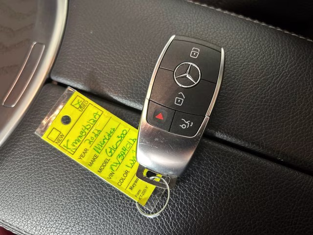2022 White Mercedes-Benz GLC GLC 300 AWD SUV