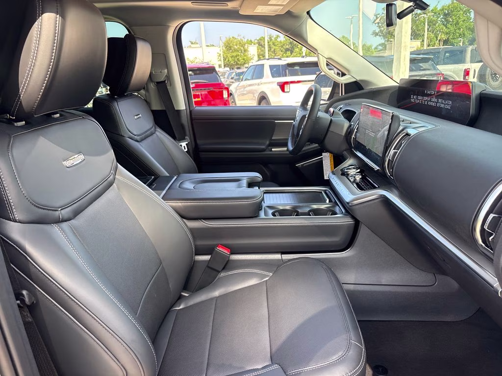2026 Agate Black Metallic Ford Expedition Max Platinum 4X4 SUV