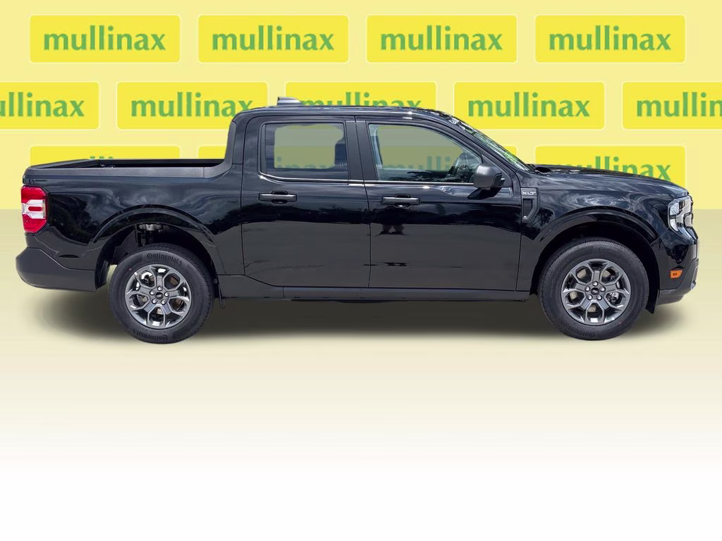 2026 Shadow Black Ford Maverick XLT FWD Truck