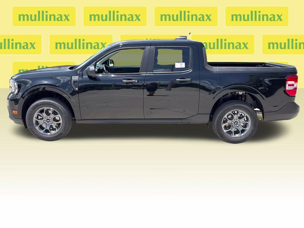 2026 Shadow Black Ford Maverick XLT FWD Truck