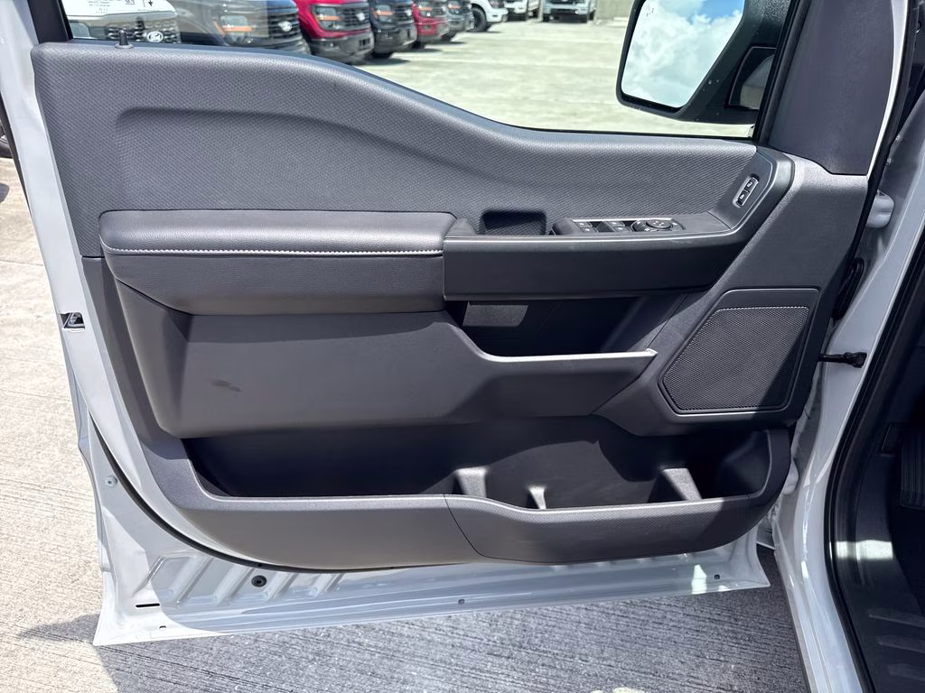 2026 Avalanche Ford F-150 STX 4X4 Truck