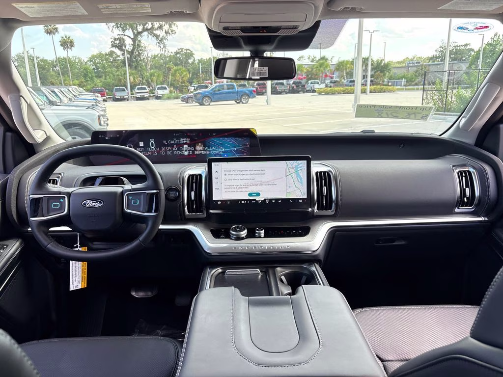 2026 Agate Black Metallic Ford Expedition Max Platinum 4X4 SUV
