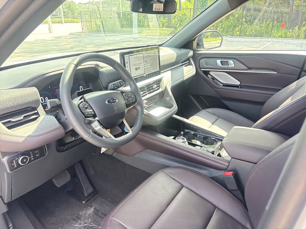 2026 Space White Metallic Ford Explorer Platinum RWD SUV