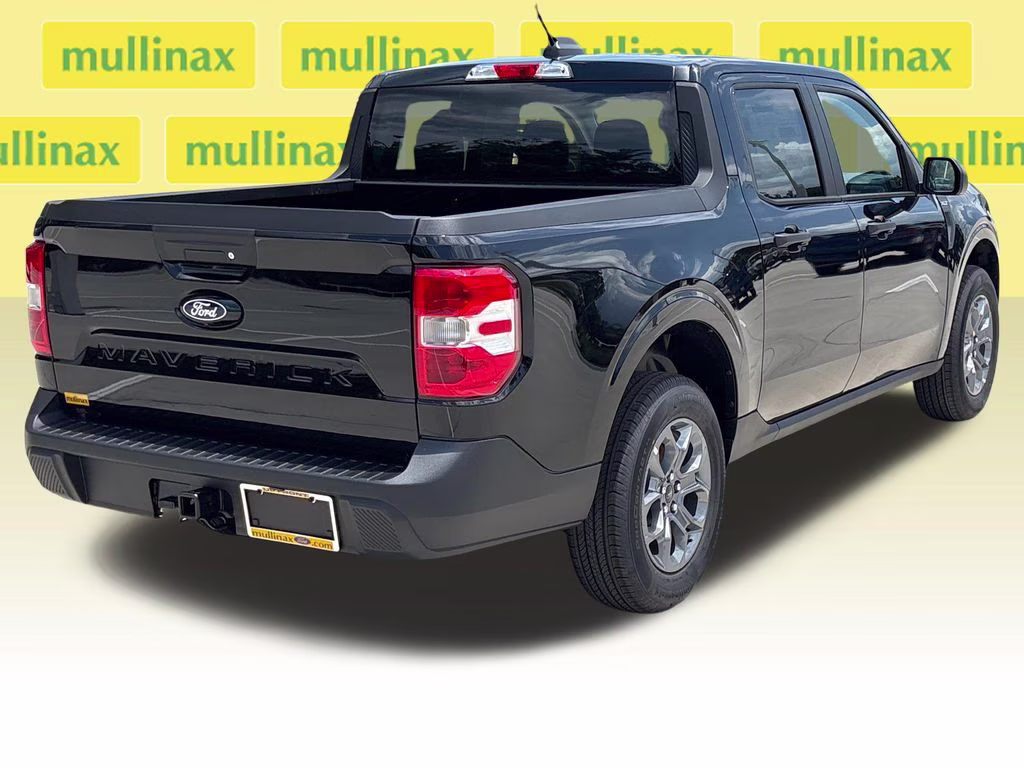 2026 Shadow Black Ford Maverick XLT FWD Truck