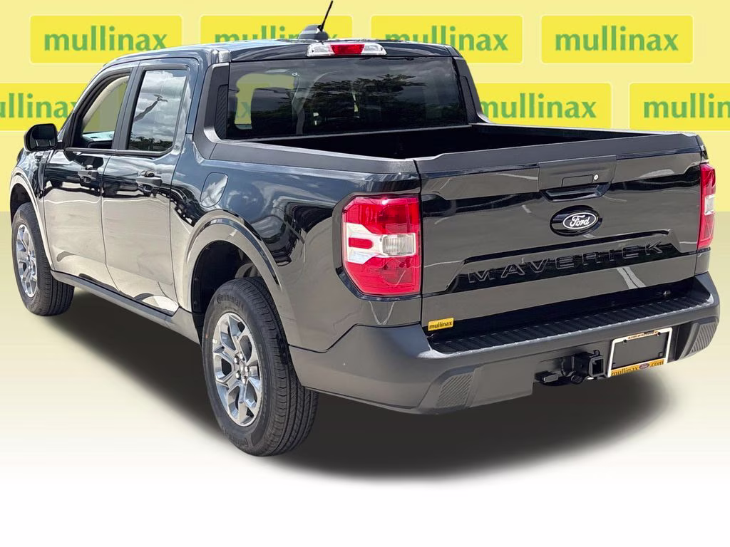 2026 Shadow Black Ford Maverick XLT FWD Truck