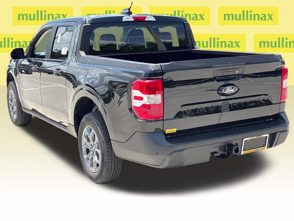 2026 Shadow Black Ford Maverick XLT FWD Truck