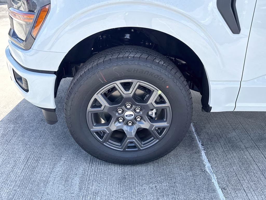 2026 Oxford White Ford F-150 STX 4X4 Truck