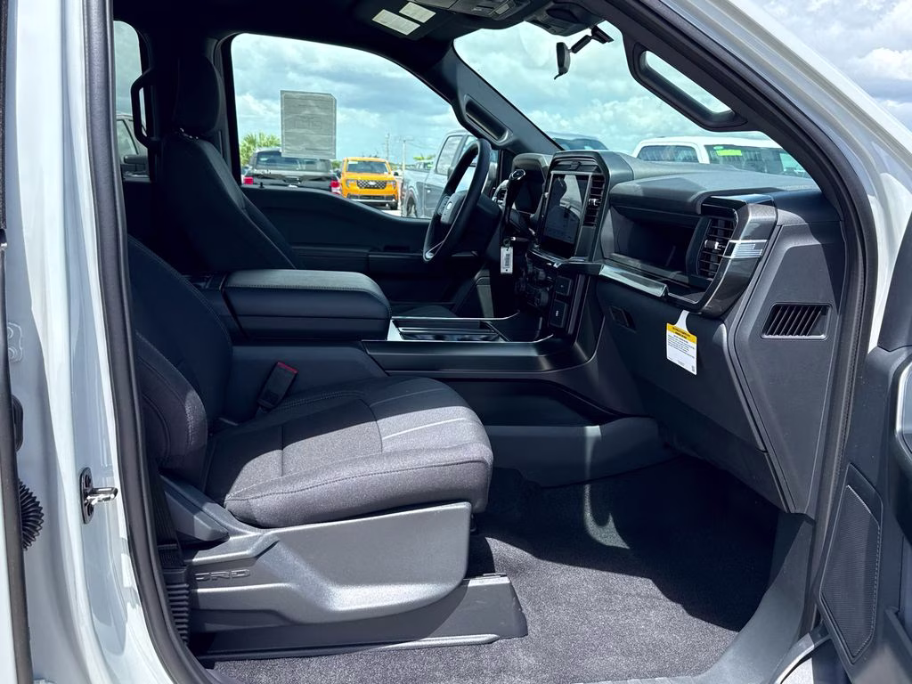 2026 Avalanche Ford F-150 STX 4X4 Truck