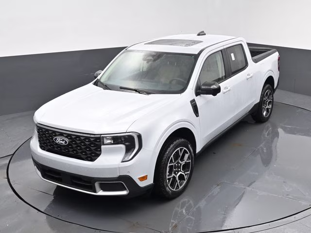 2026 Space White Metallic Ford Maverick Lariat AWD Truck