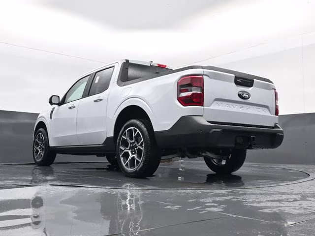 2026 Space White Metallic Ford Maverick Lariat AWD Truck