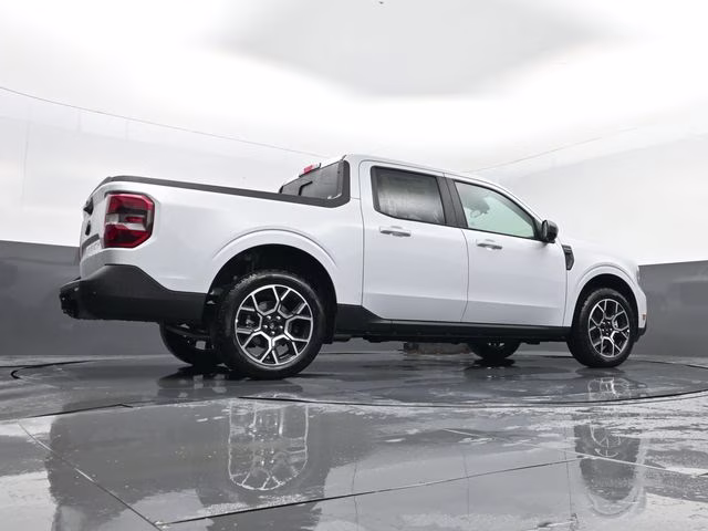 2026 Space White Metallic Ford Maverick Lariat AWD Truck