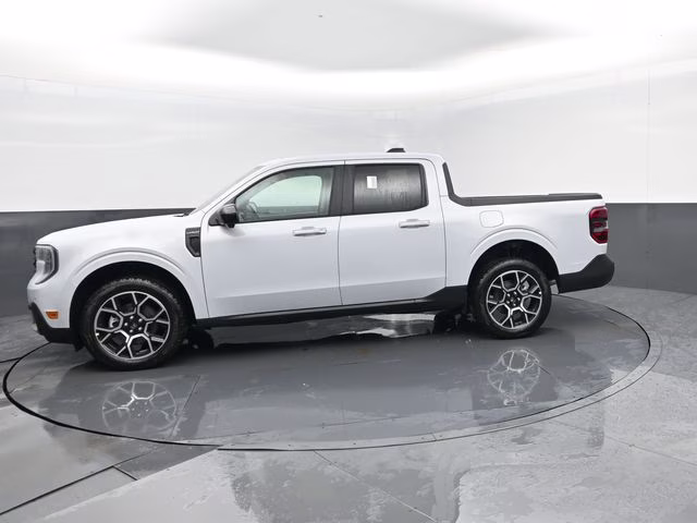 2026 Space White Metallic Ford Maverick Lariat AWD Truck
