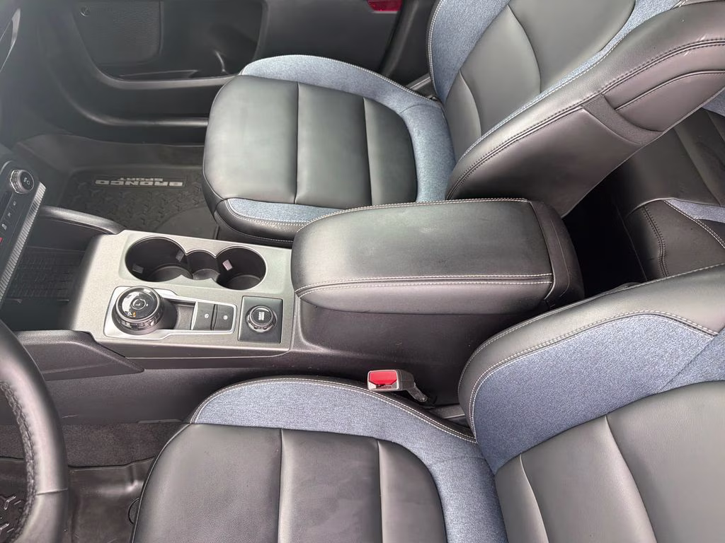 2025 Oxford White Ford Bronco Sport Outer Banks 4X4 SUV