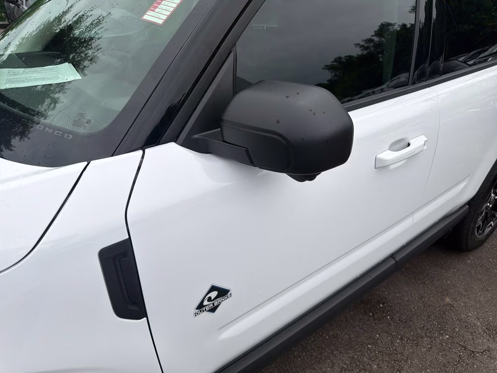 2025 Oxford White Ford Bronco Sport Outer Banks 4X4 SUV
