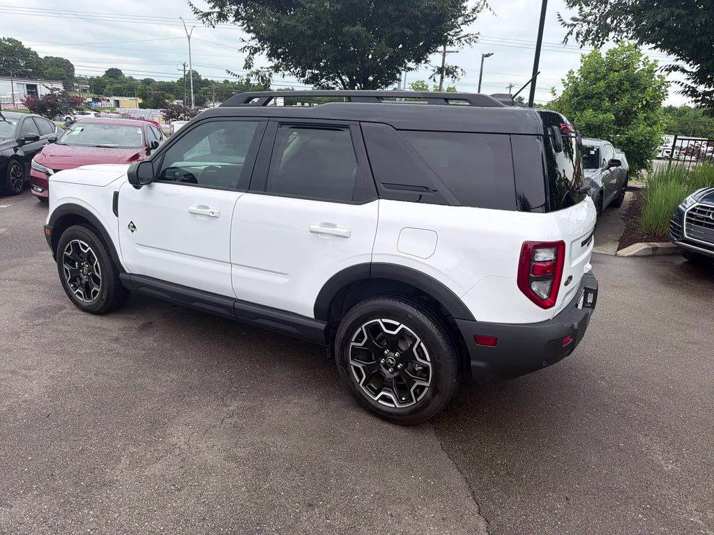 2025 Oxford White Ford Bronco Sport Outer Banks 4X4 SUV