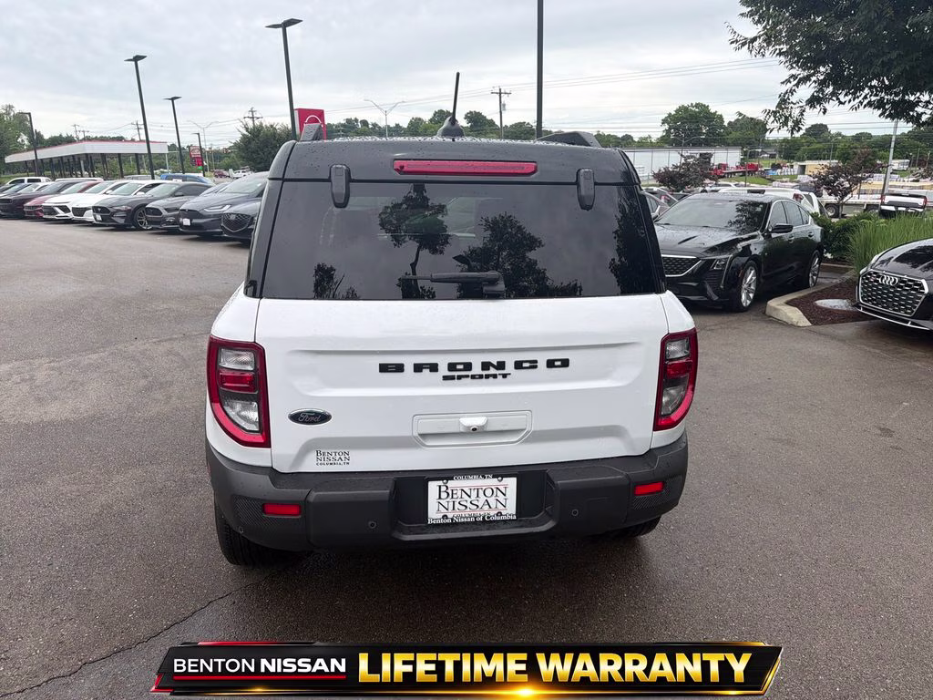 2025 Oxford White Ford Bronco Sport Outer Banks 4X4 SUV