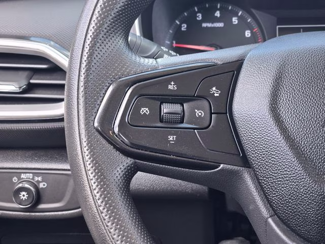 2022 Summit White Chevrolet Trailblazer LS FWD SUV