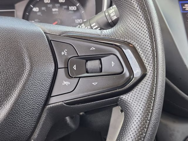 2022 Summit White Chevrolet Trailblazer LS FWD SUV