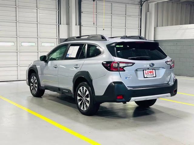 2024 Ice Silver Metallic Subaru Outback Limited AWD SUV